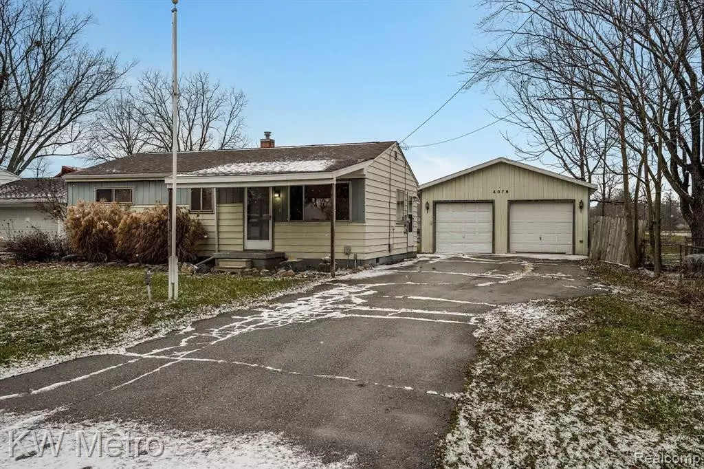 Flint, MI 48507,4076 CARMANWOOD Drive