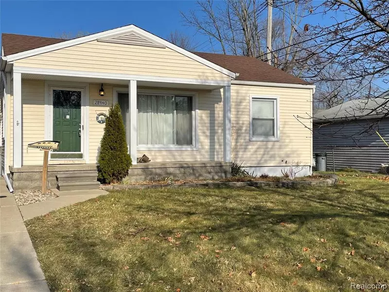 28940 ROSSLYN Avenue, Garden City, MI