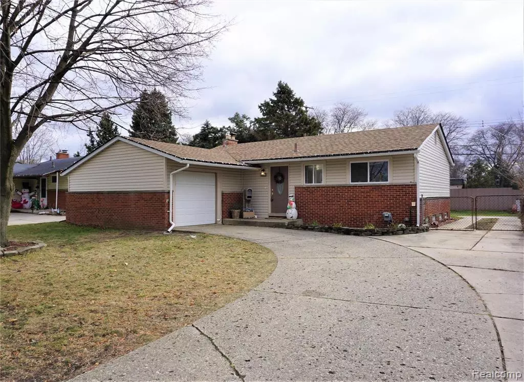 Westland, MI 48186,37145 GILCHRIST Street