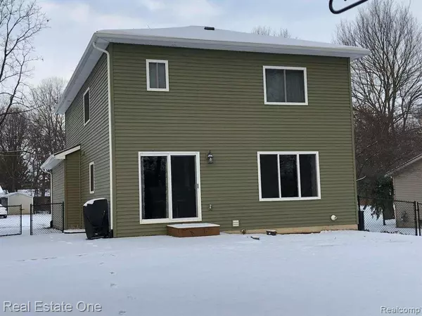 Milford, MI 48380,428 SHAW Court