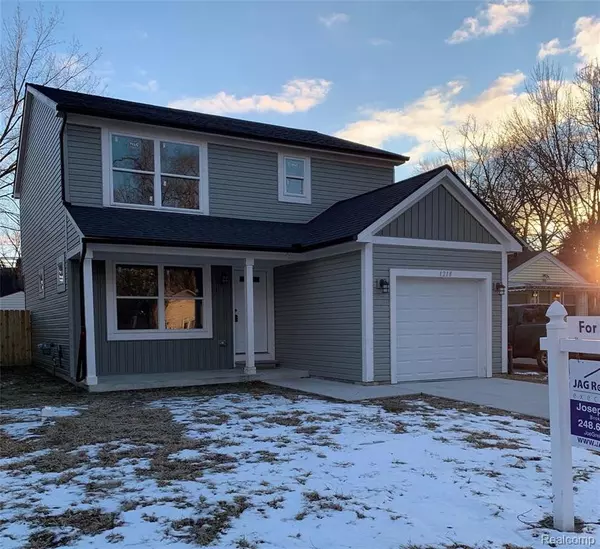 Hazel Park, MI 48030,1218 E BERNHARD Avenue