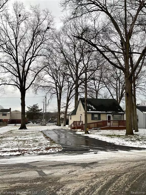 Taylor, MI 48180,15534 MCGUIRE Street