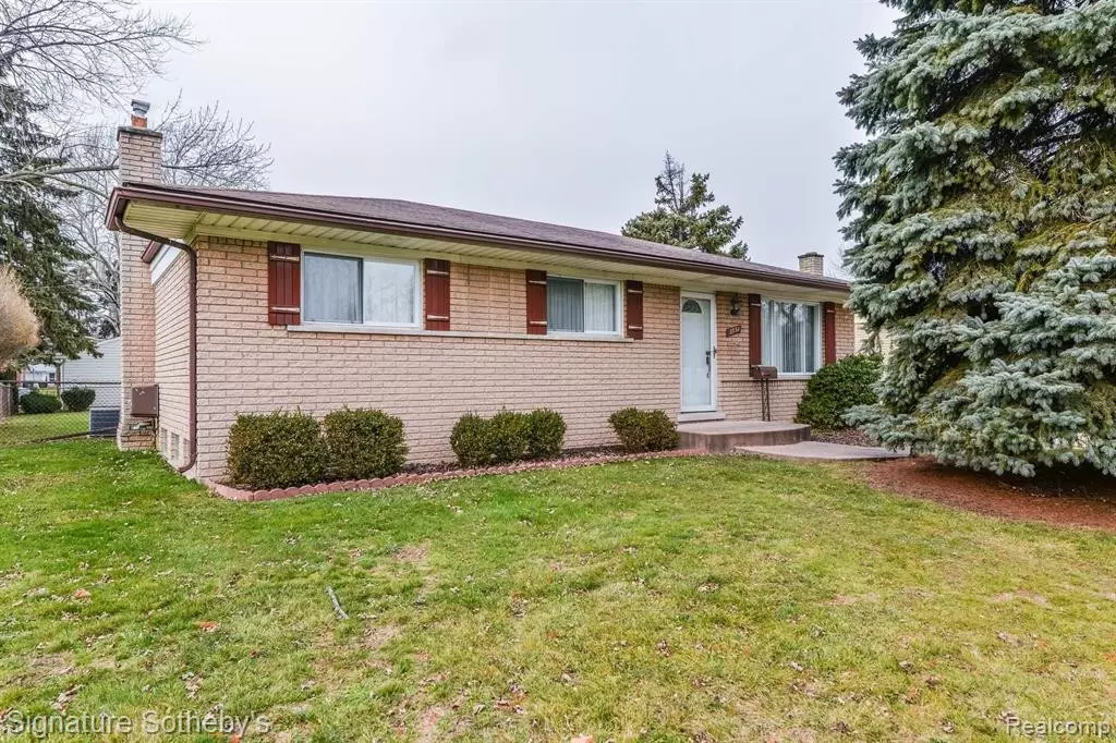 Troy, MI 48083,2731 DOVER Drive
