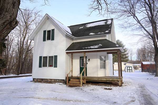 192 W North Street, Marcellus, MI 49067