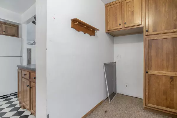 Eau Claire, MI 49111,7333 Linn Street