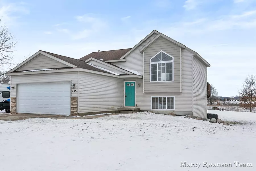 4951 Whitefish Woods Drive, Pierson, MI 49339