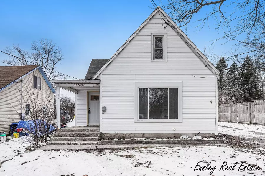 7743 Academy Road, Cedar Lake, MI 48812