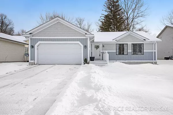 5846 S Parkway SE Avenue, Kentwood, MI 49508