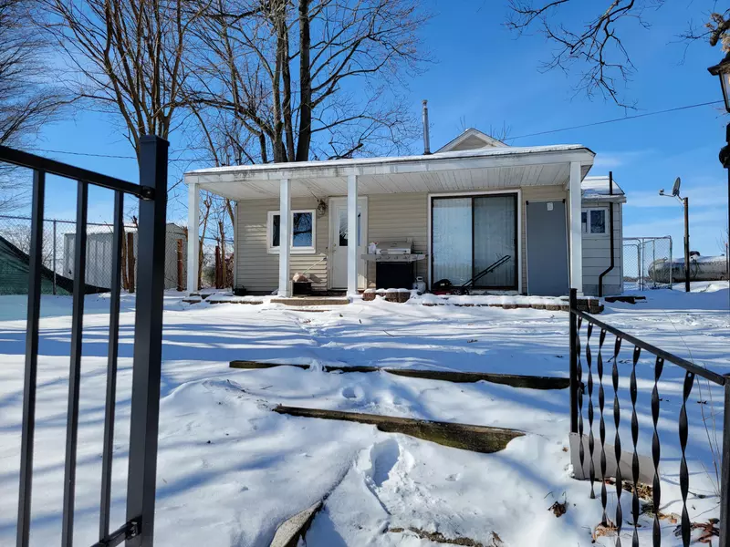 67382 Oil City Road, Edwardsburg, MI 49112