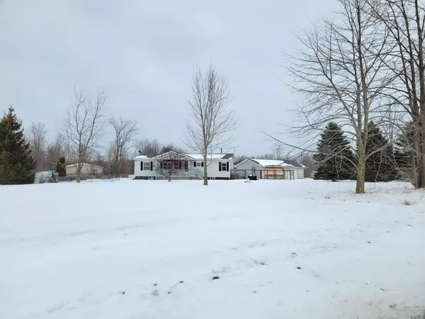 1068 Bidwell Road, Quincy, MI 49082