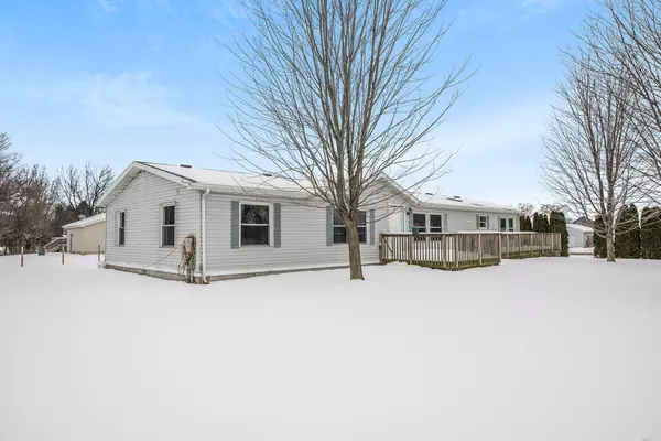 7645 Orchard Circle Circle, Fremont, MI 49412