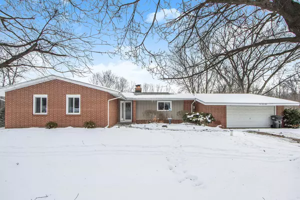 8897 Cory Drive, Delton, MI 49046