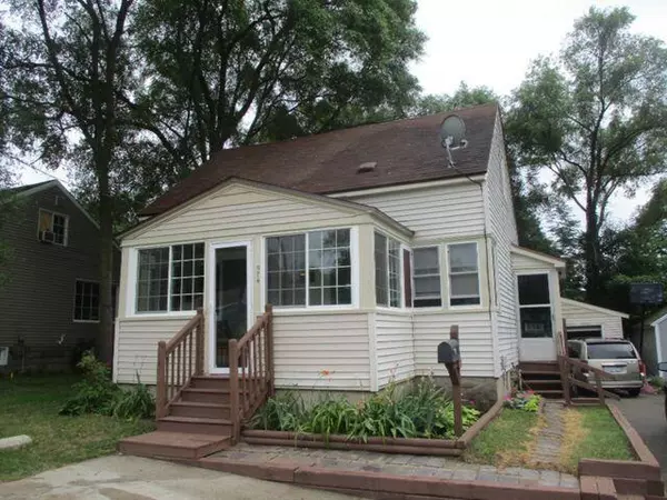 574 32nd SW Street, Wyoming, MI 49509