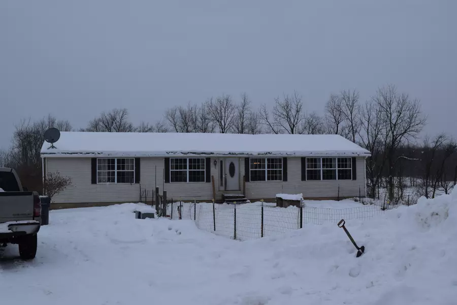 50935 44th Avenue, Lawrence, MI 49064