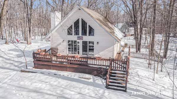 Stanwood, MI 49346,8868 Old Hickory Lane