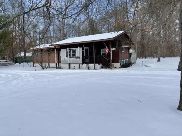 Luther, MI 49656,471 W 4 Mile Road