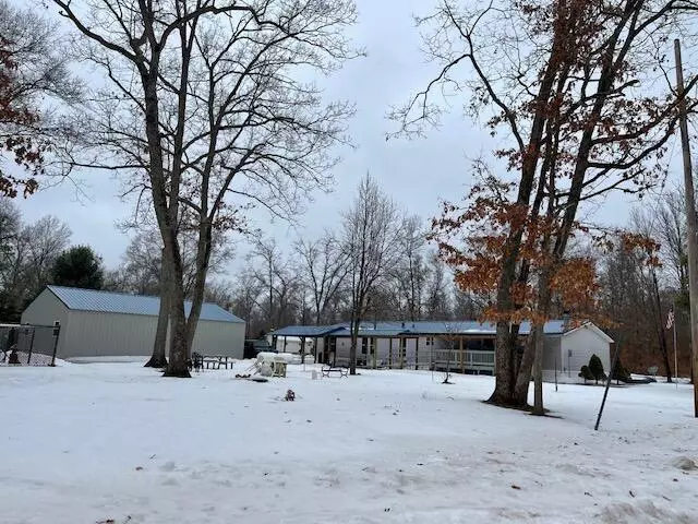 2781 W Lakewood Grove Drive, Baldwin, MI 49304