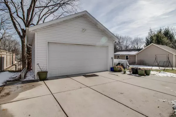 Marshall, MI 49068,346 N Marshall Avenue