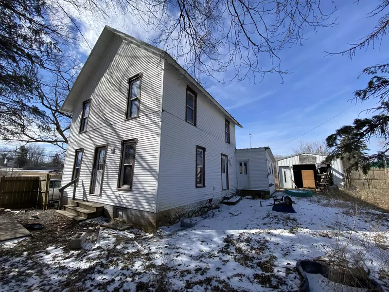 240 N Main Street, Camden, MI 49232