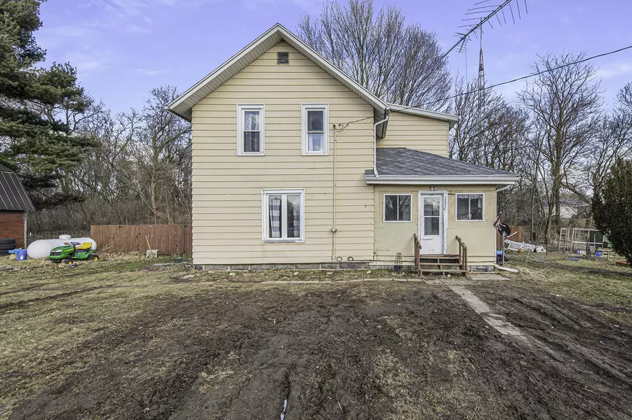10925 North Avenue, Dowling, MI 49050