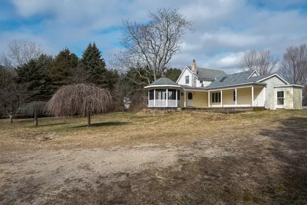 Eau Claire, MI 49111,3253 Merry Road