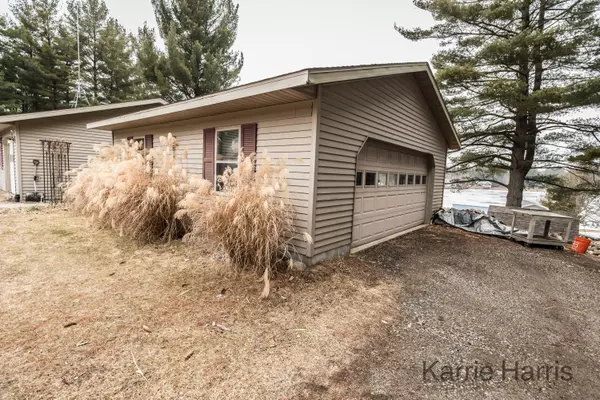 Sheridan, MI 48884,3681 Holland Lake Road