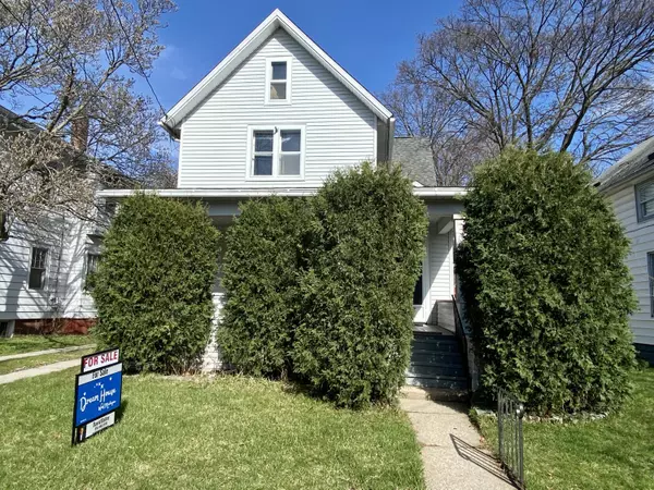 518 N Pine Street, Lansing, MI 48933