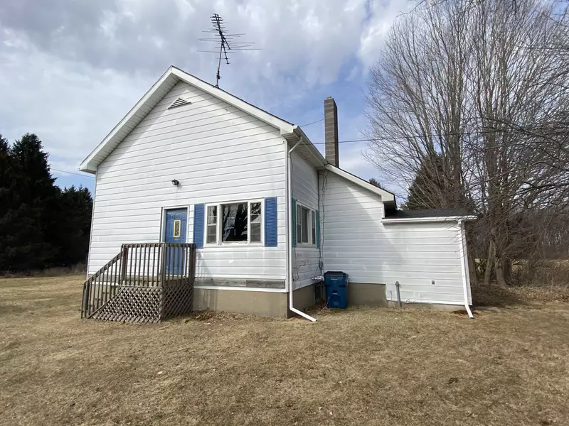 13400 Coral Road, Coral, MI 49322