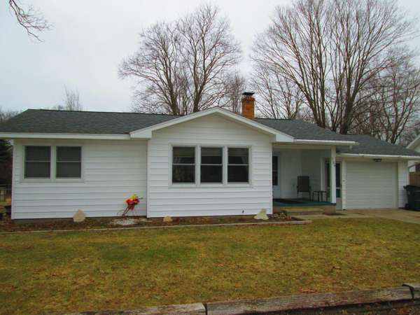 5106 Onsikamme Street, Montague, MI 49437