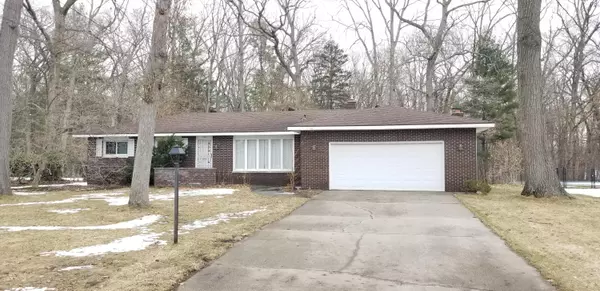 708 E Wedgewood Drive, Muskegon, MI 49445