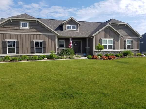 5622 Sheba Drive, Belmont, MI 49306