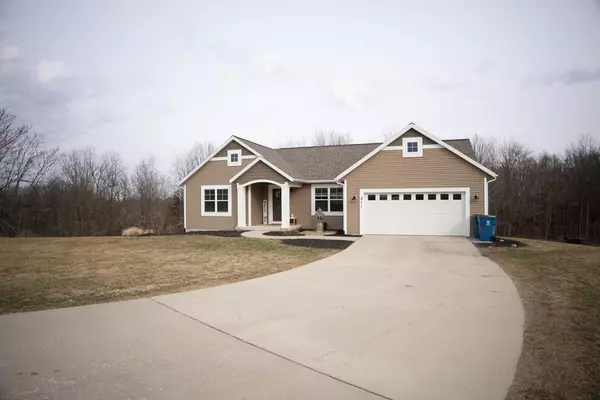 Bradley, MI 49311,911 Far Hill Trail