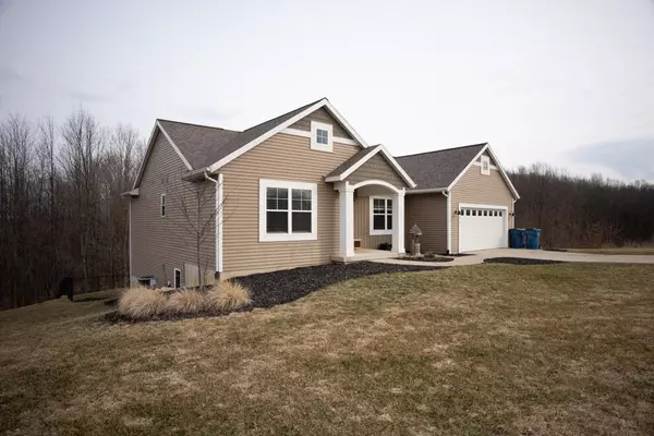 Bradley, MI 49311,911 Far Hill Trail