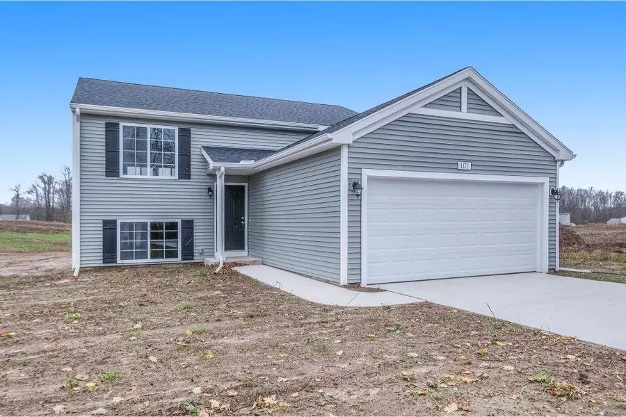 10905 Autumn Oak Drive, Lowell, MI 49331