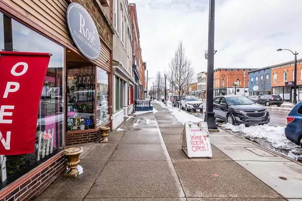 Marshall, MI 49068,116 E Michigan Avenue