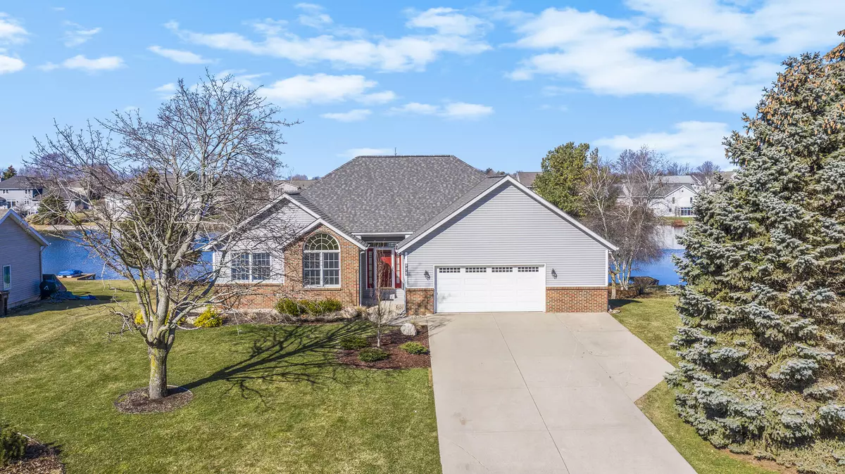 Zeeland, MI 49464,975 Bluff Lake Drive