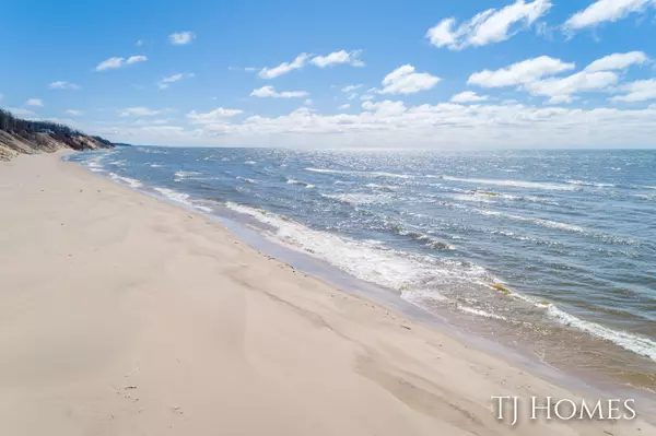 West Olive, MI 49460,7153 Helena Drive