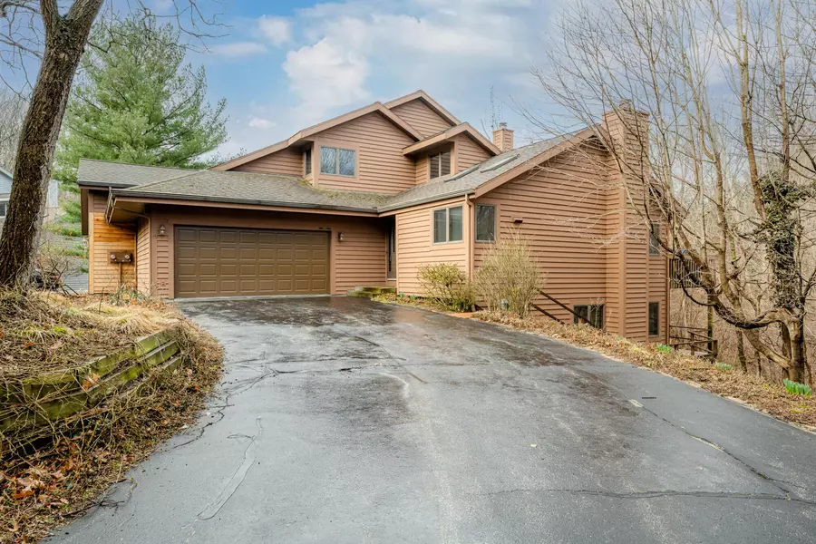 9812 Trillium Trail, Bridgman, MI 49106