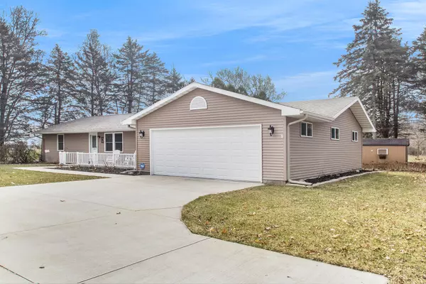 Edwardsburg, MI 49112,24015 Redfield Street