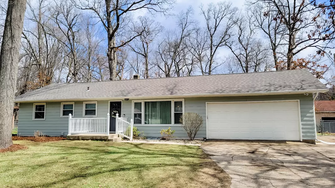 68847 6th Street, Edwardsburg, MI 49112