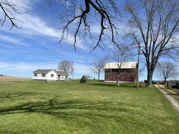 Eau Claire, MI 49111,7079 Evans Road