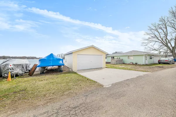 Plainwell, MI 49080,10936 Boniface Point Drive