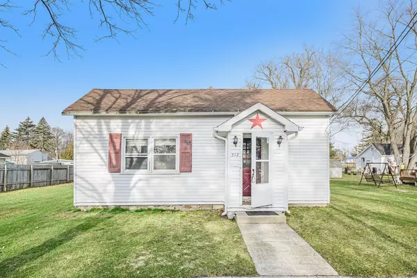 312 S 2nd Street, Edmore, MI 48829