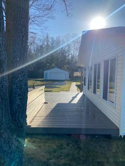 Newaygo, MI 49337,9223 Catalpa Avenue