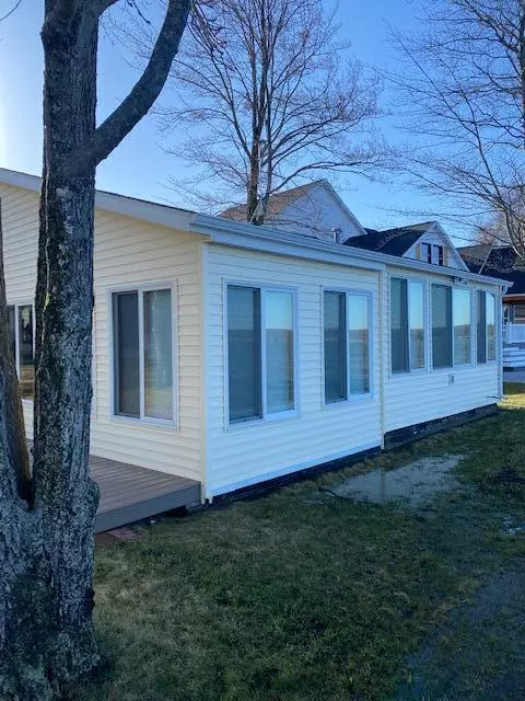 Newaygo, MI 49337,9223 Catalpa Avenue