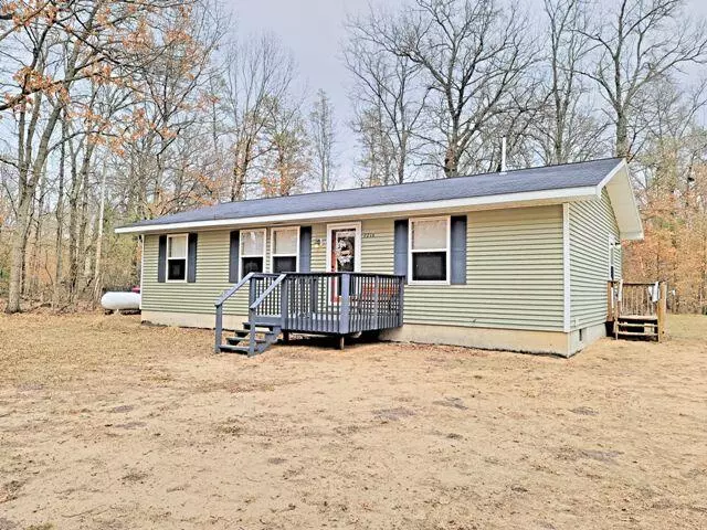 7216 S Mikes Trail, Baldwin, MI 49304