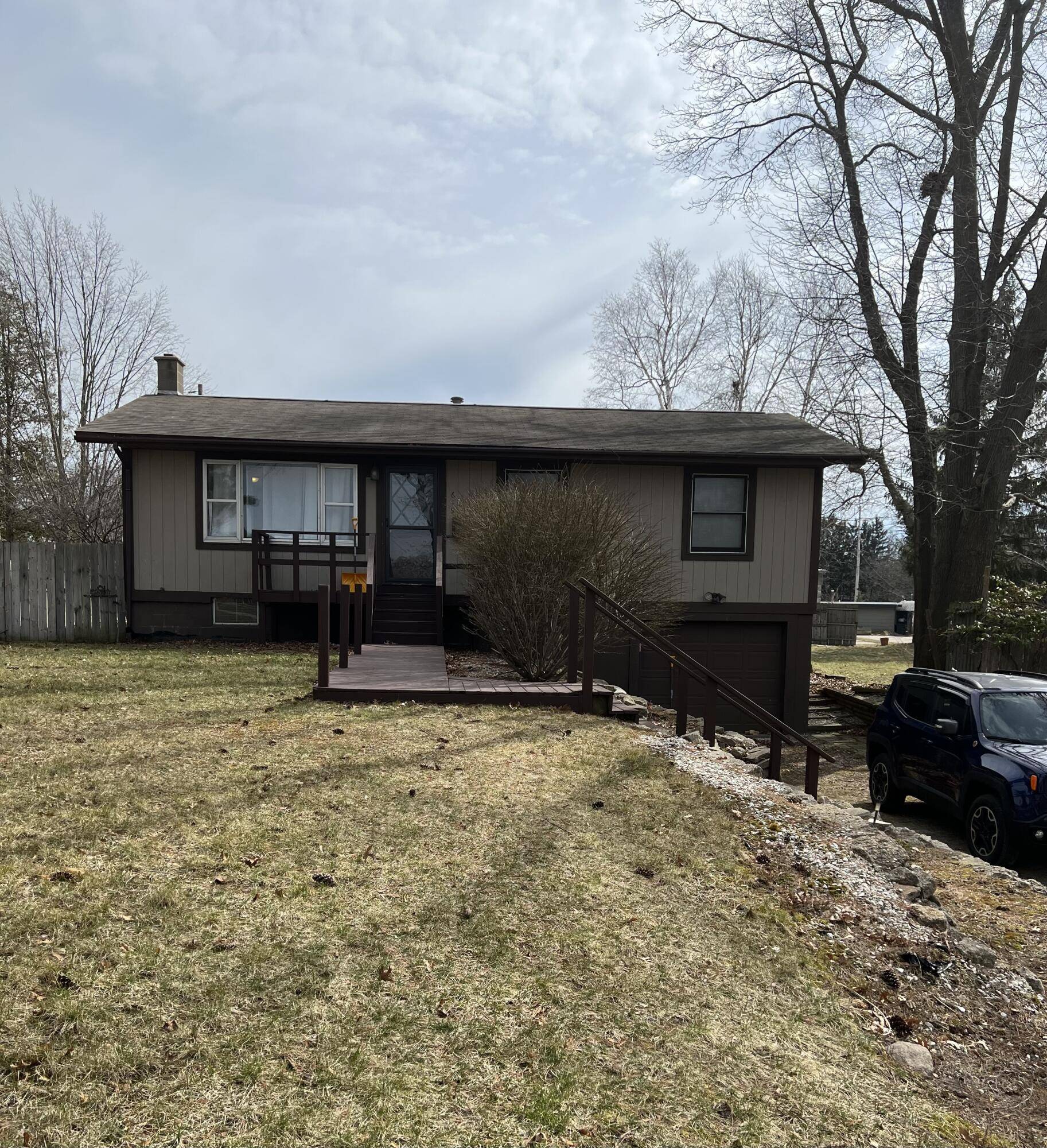 Whitehall, MI 49461,619 E Hanson Street