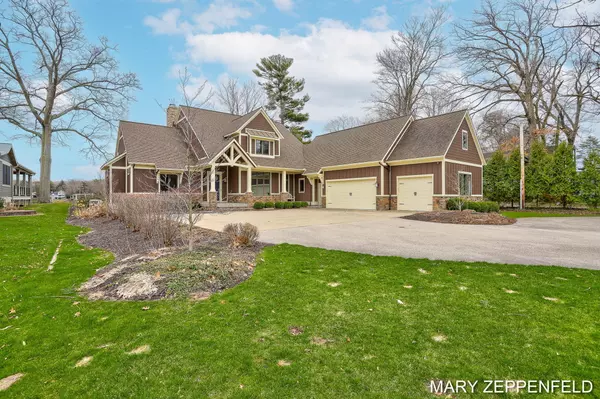 18104 Lovell Road, Spring Lake, MI 49456