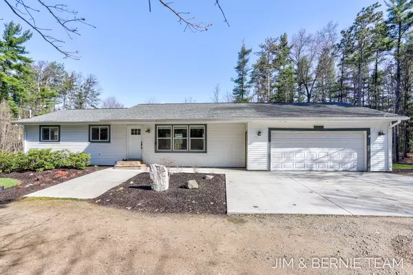 13053 Stanton Street, West Olive, MI 49460