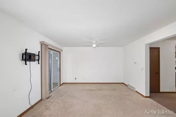 Comstock Park, MI 49321,4114 Woodrush Lane